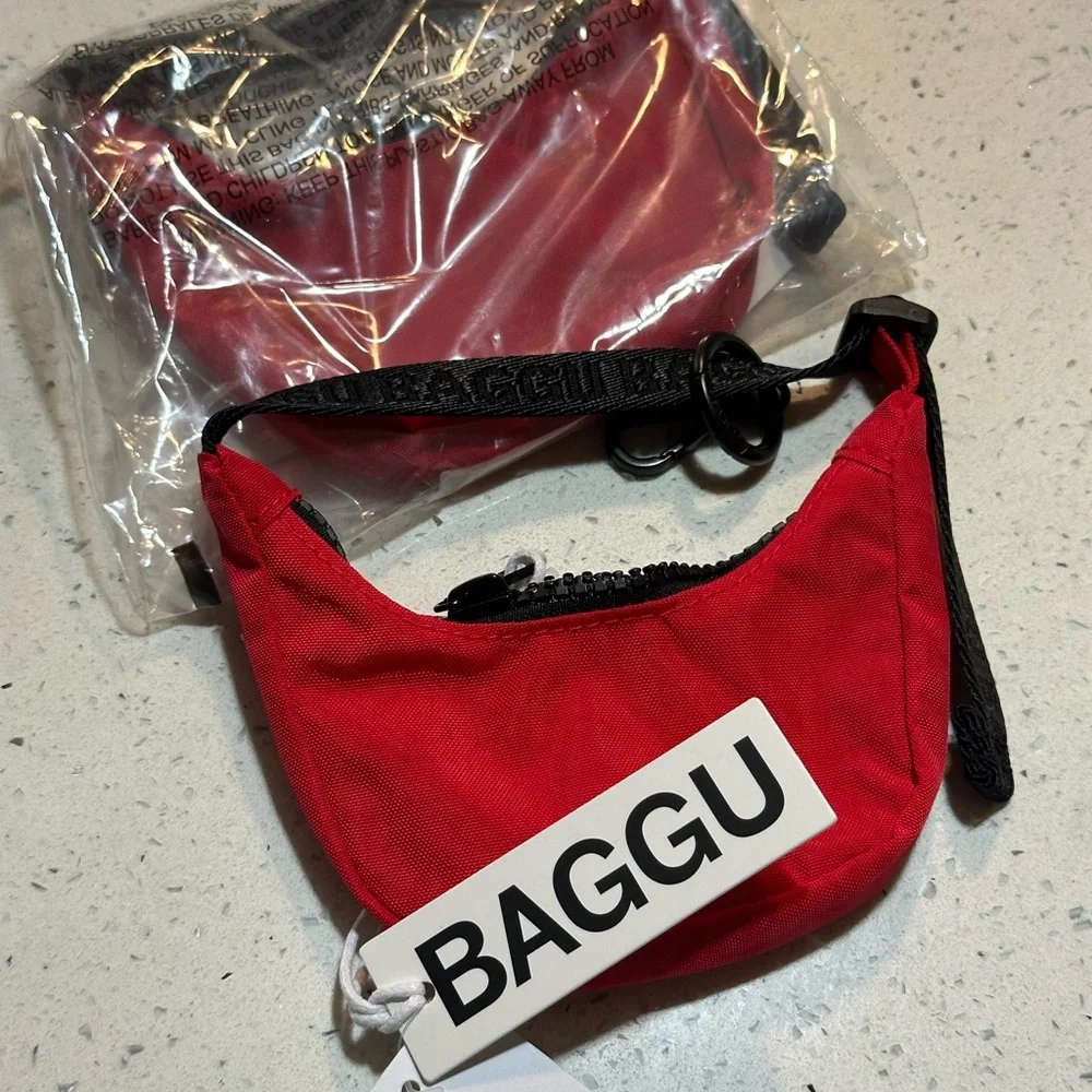 NWT, set of 2 BAGGU Mini Crescent Bag Charms / Candy Red - Picture 1 of 16